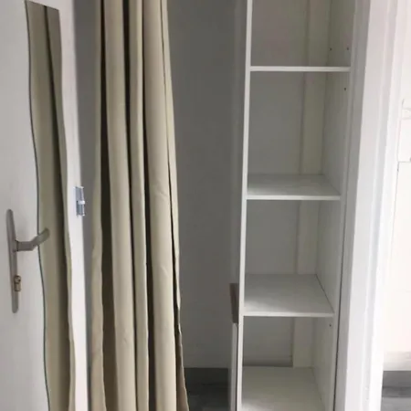 Lejlighed / Calme Pres De L'etang St Pierre. Amiens