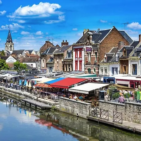 / Calme Pres De L'etang St Pierre. Lejlighed Amiens